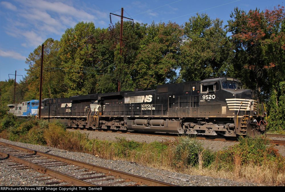 NS 9520 leads 26T